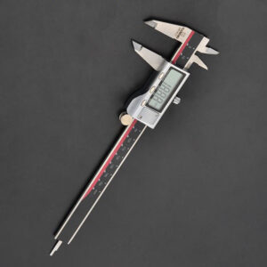 Harden digitális tolómérő 150 mm, rozsdamentes acél kivitel, pontos mérés, jól olvasható LCD kijelző, professzionális műhelyhasználatra.