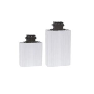 Cetinkaya Pano 150W-os fűtőtest elektromos szekrényekhez, 110–250V AC/DC, hatékony védelem a kondenzáció ellen ipari alkalmazásokhoz.